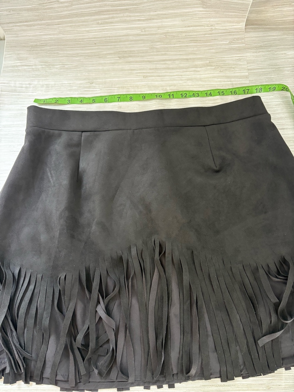🆕 SHEIN 2X ✨ plus size fringe mini skirt black with rivets NWT - Picture 3 of 3